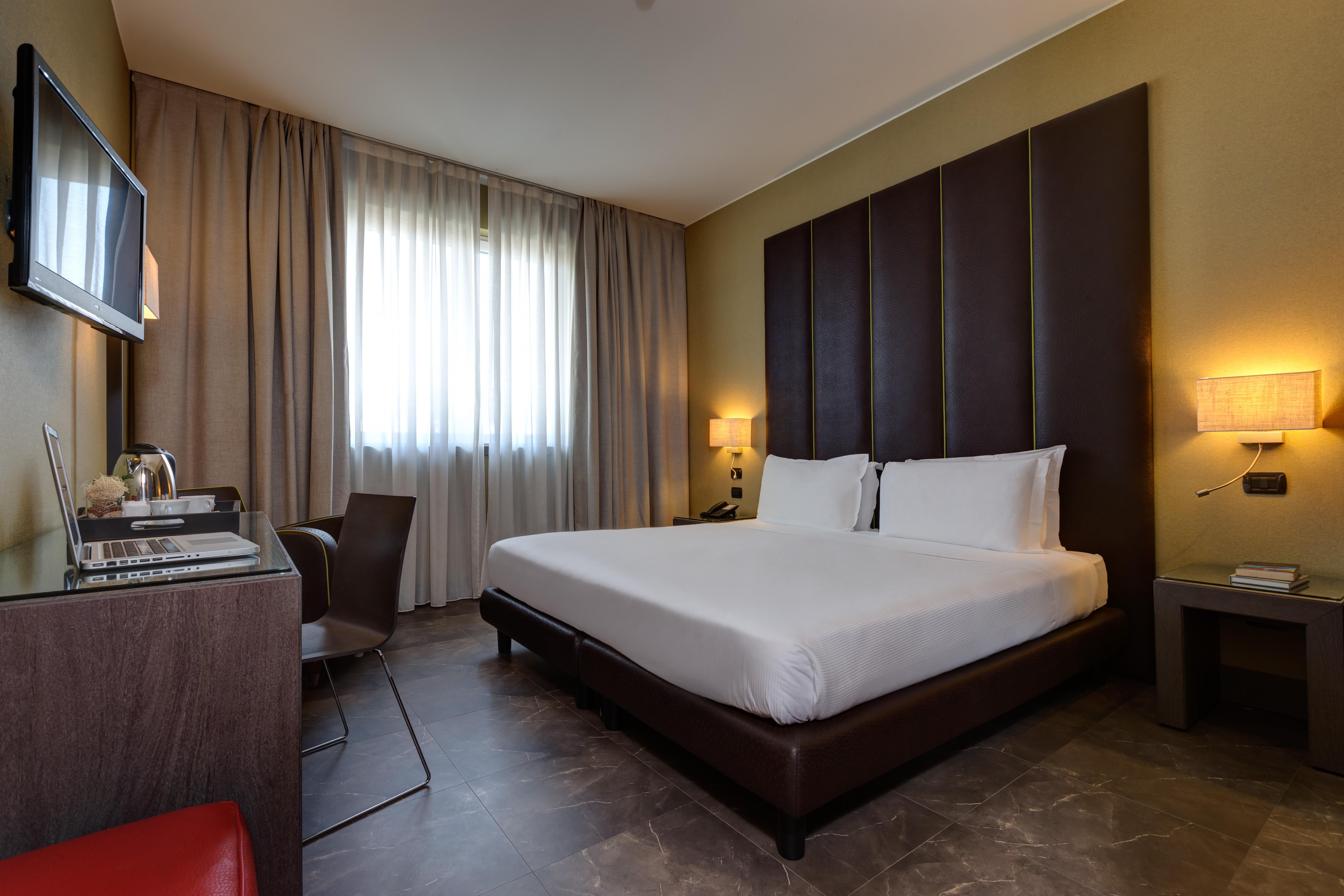 Klima Hotel Milano Fiere Esterno foto