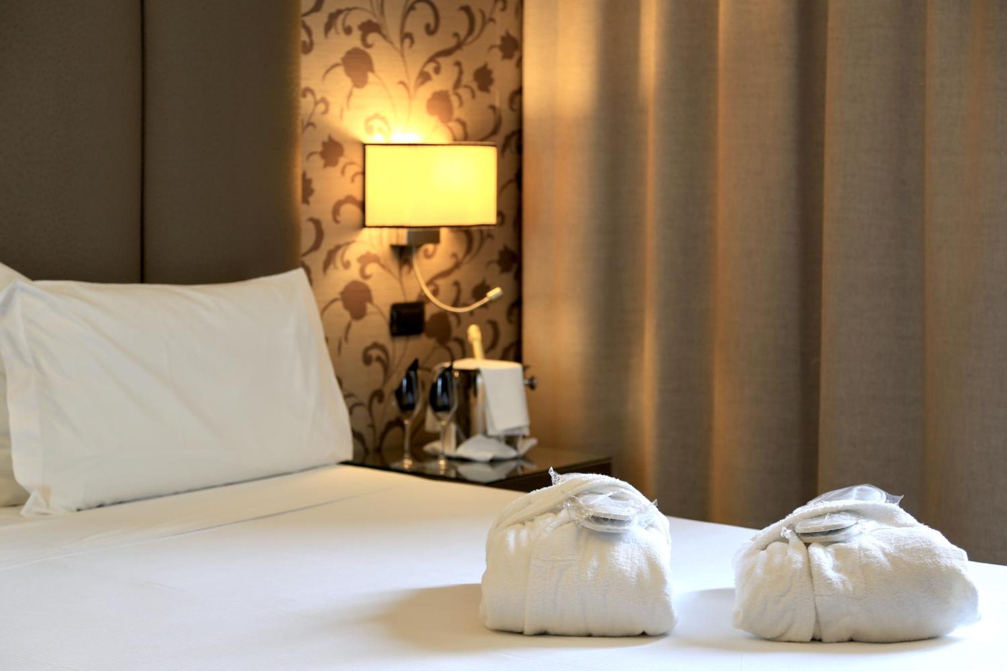 Klima Hotel Milano Fiere Esterno foto