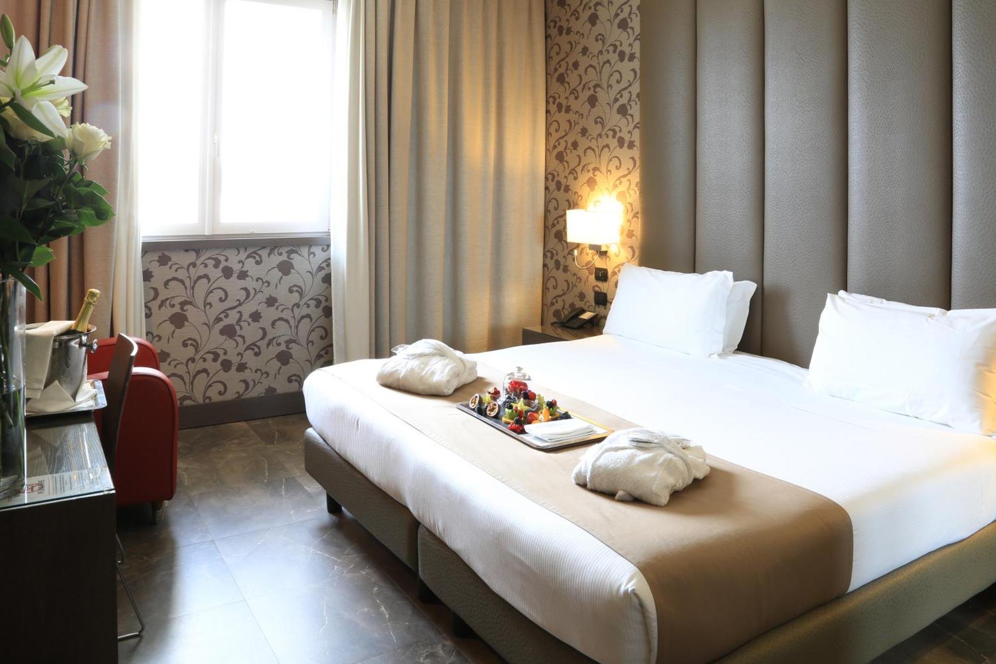 Klima Hotel Milano Fiere Esterno foto