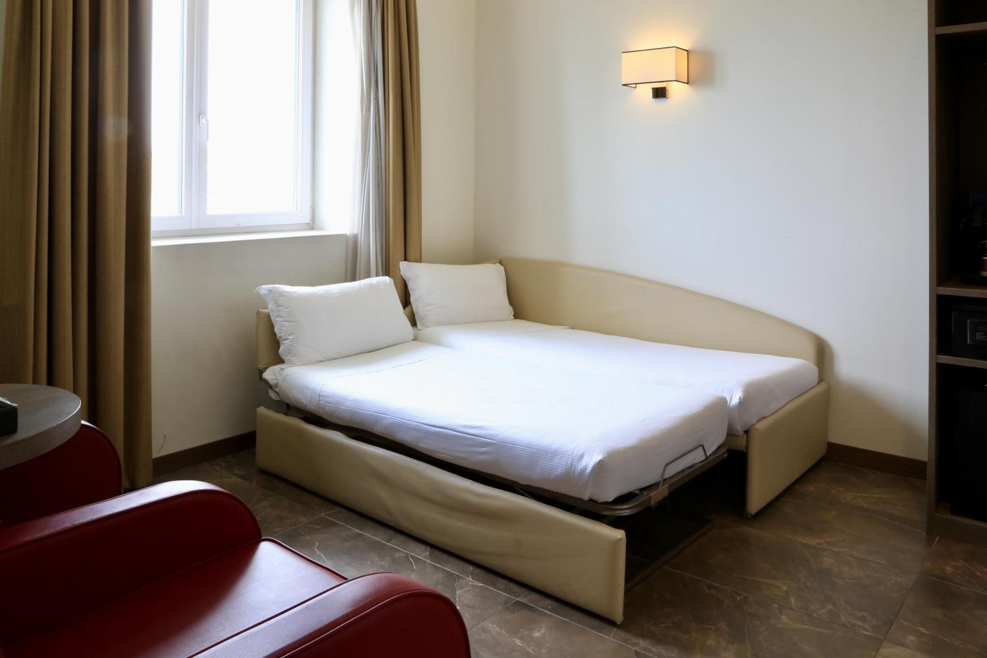 Klima Hotel Milano Fiere Esterno foto