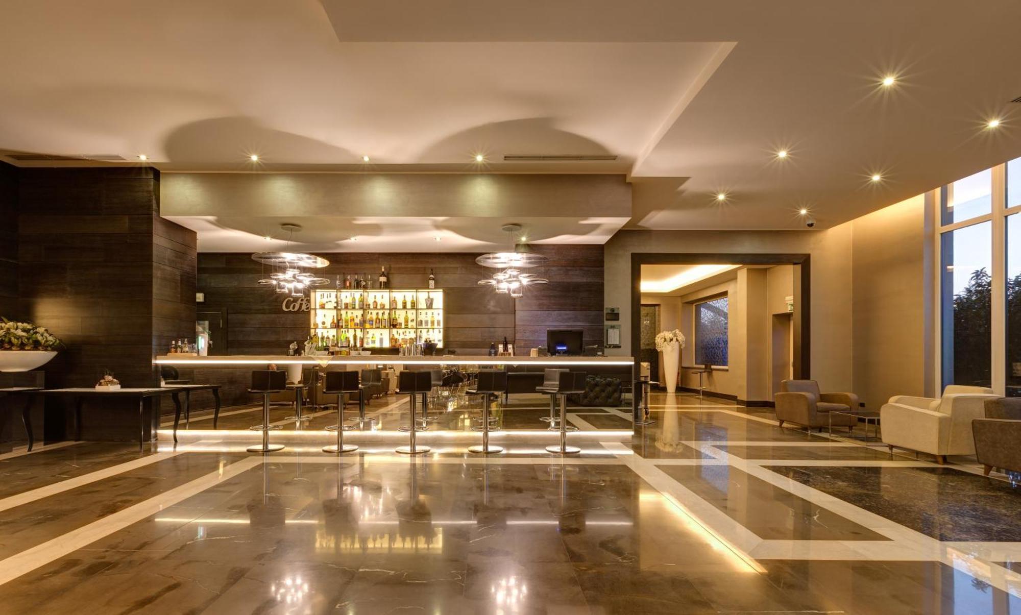 Klima Hotel Milano Fiere Esterno foto